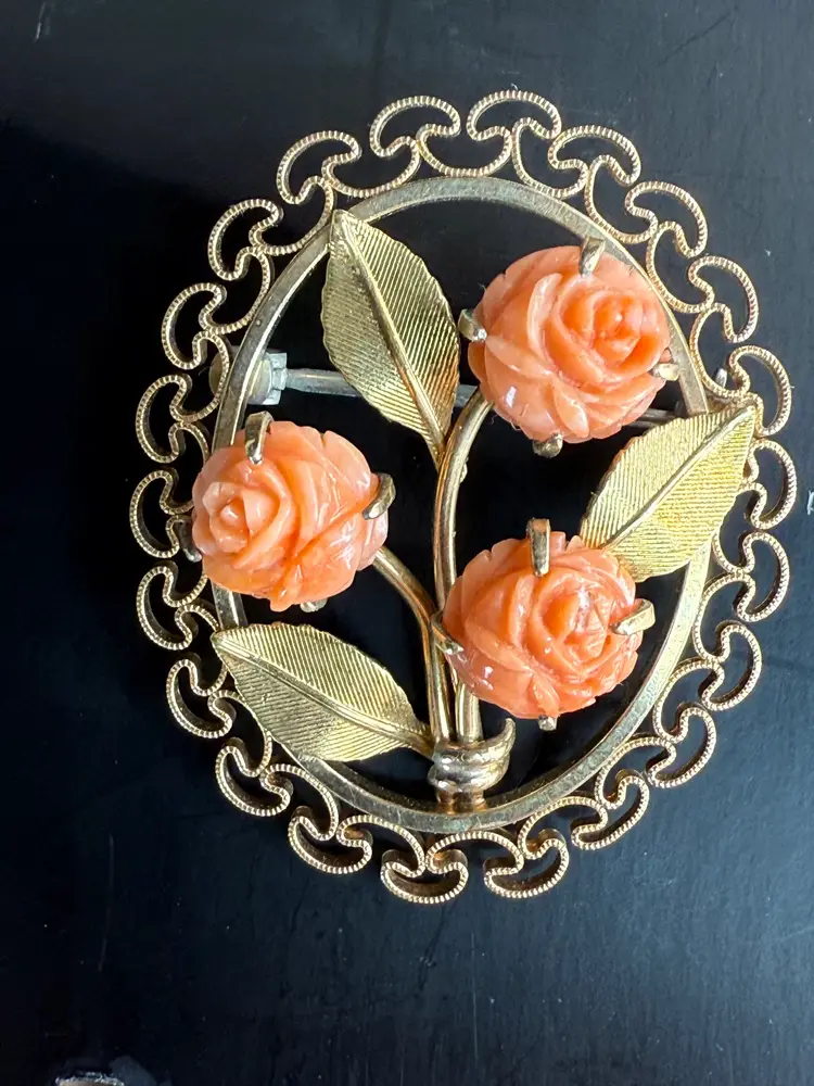 Vintage Mid-Century Krementz Coral Rose Oval Pin