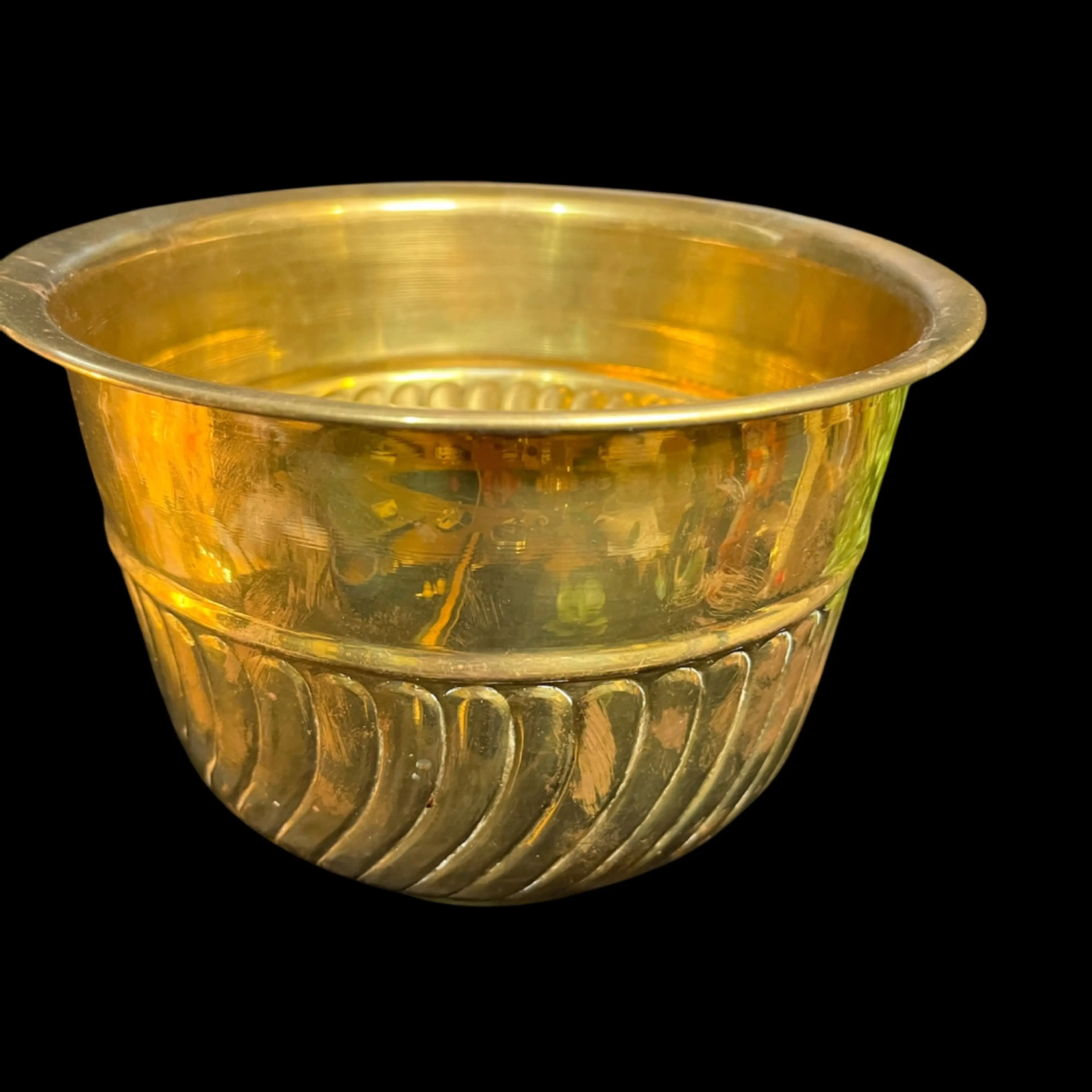 Image 2 of 8