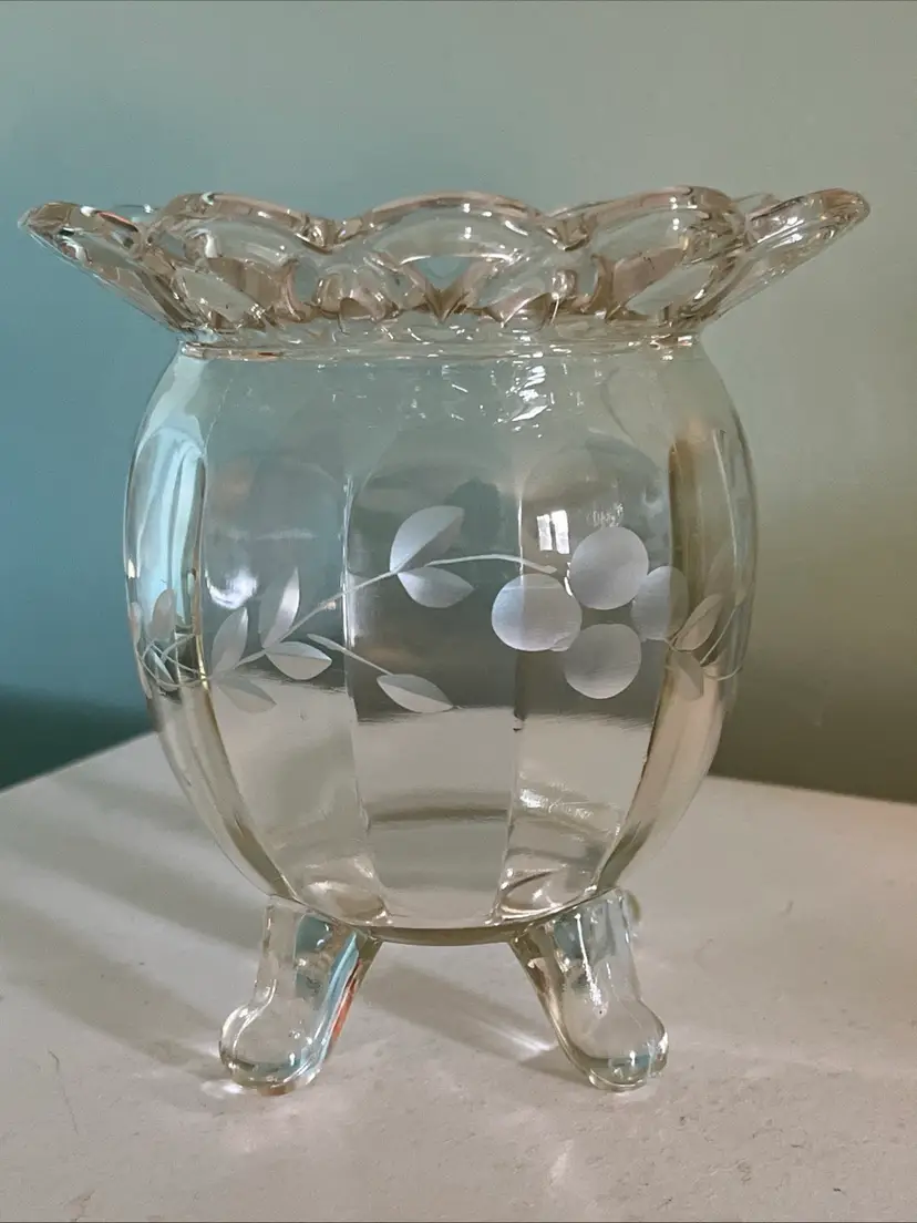 Vintage Imperial Glass Clear Glass Etched Footed Rose Bowl Scalloped Top 5"H