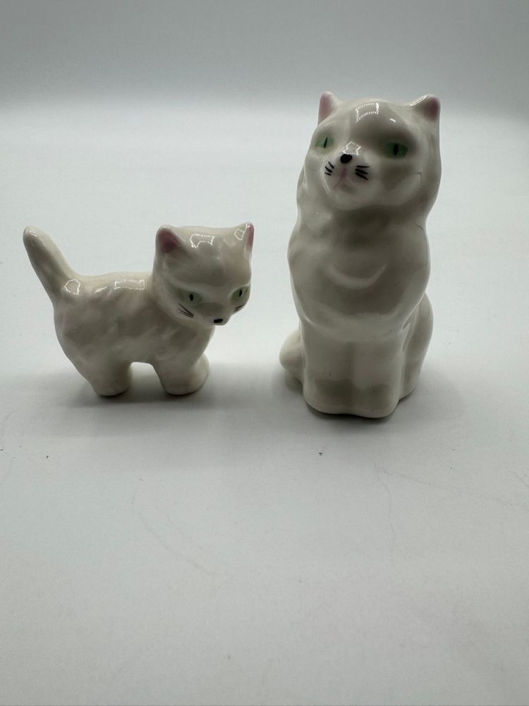 Vintage 3 Goebel Germany Miniature Figurines Cat And Kitten With Green Eyes And Dog