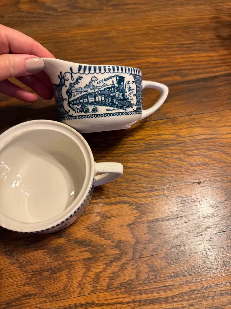 Vintage Blue & White Creamer & Sugar Set – Train & Steamboat Scene – Americana Stoneware – Farmhouse Kitchen Decor – Paige’s Plates