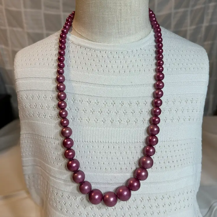 Vintage Magenta Hand Beaded Acrylic Necklace