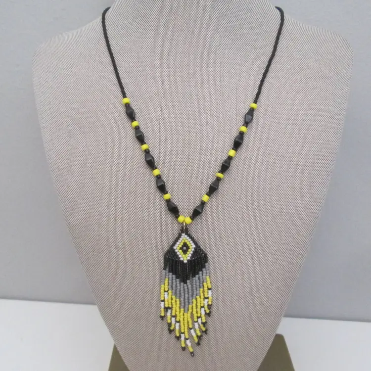 Vintage Southwestern Hand Beaded Black and Yellow Geometric Seed Bead Necklace