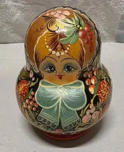 Vintage Russian Matroyshka Nesting Dolls 10 Pc Wooden 1998 Folk Art Hand-painted Signed