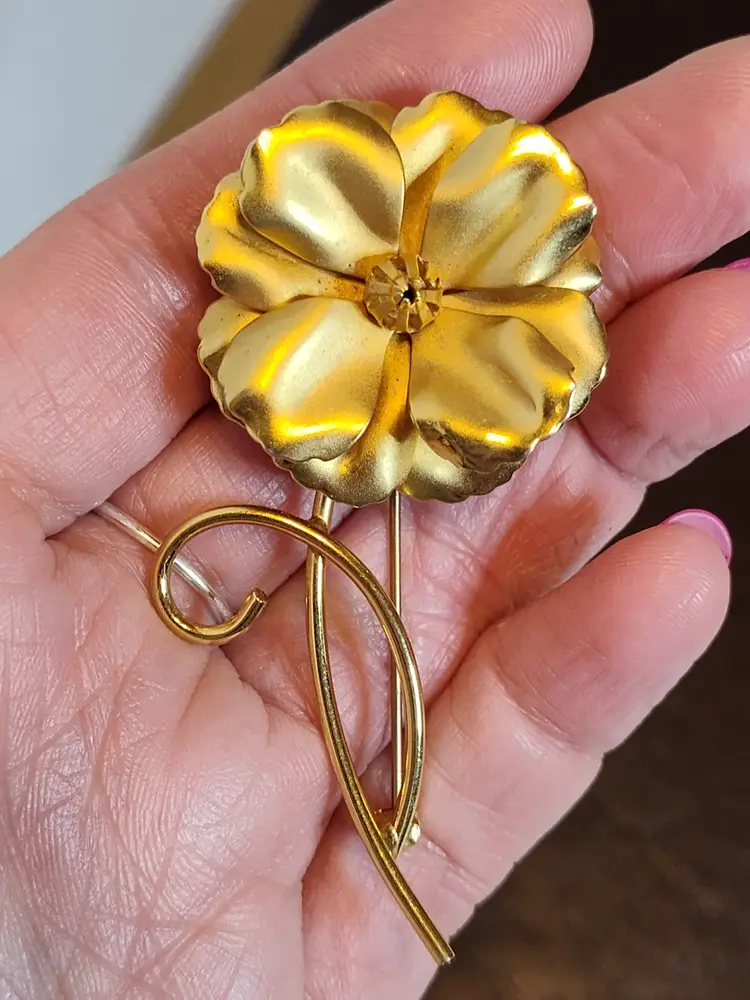 Vintage Flower Brooch