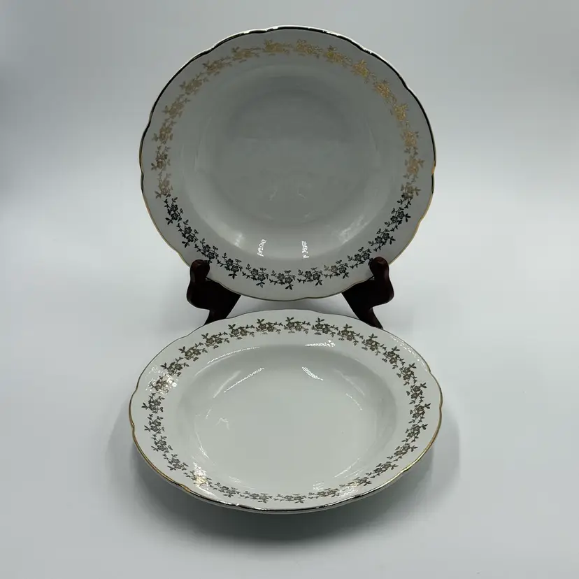 Antique S.C. Richard Italy White W/ Gold Floral Trim Ceramic Two Serving Pasta 9 Inch Bowls