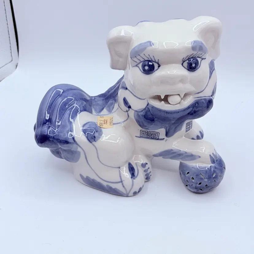 Vintage  Blue & White Porcelain Chinese Foo Dog Statues Figurines