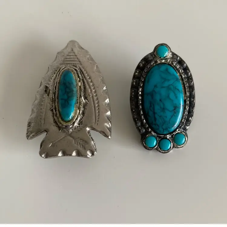 Set Of 2 Southwestern Bolo Ties Arrowhead And Conch