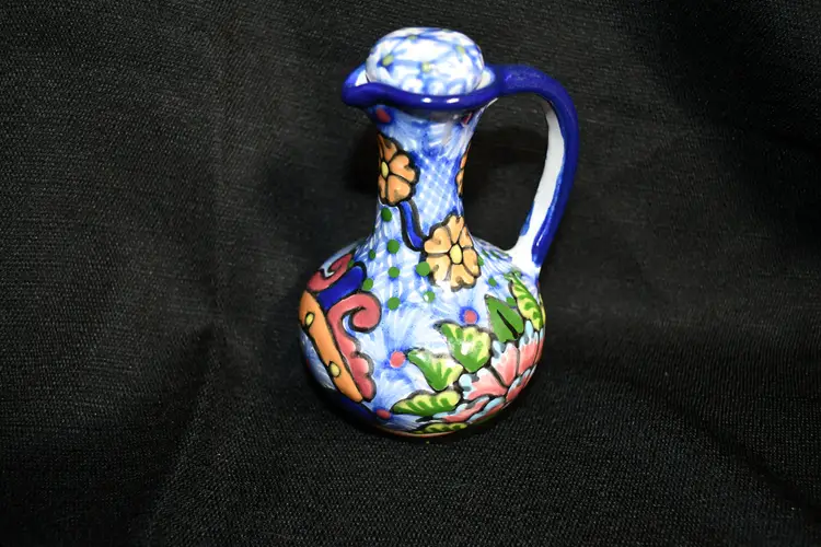 Vintage Talavera Zepeda Mexico Clay Pottery Hand Painted Flowers Decanter /Pitcher/Jug/Cruet With Stopper
