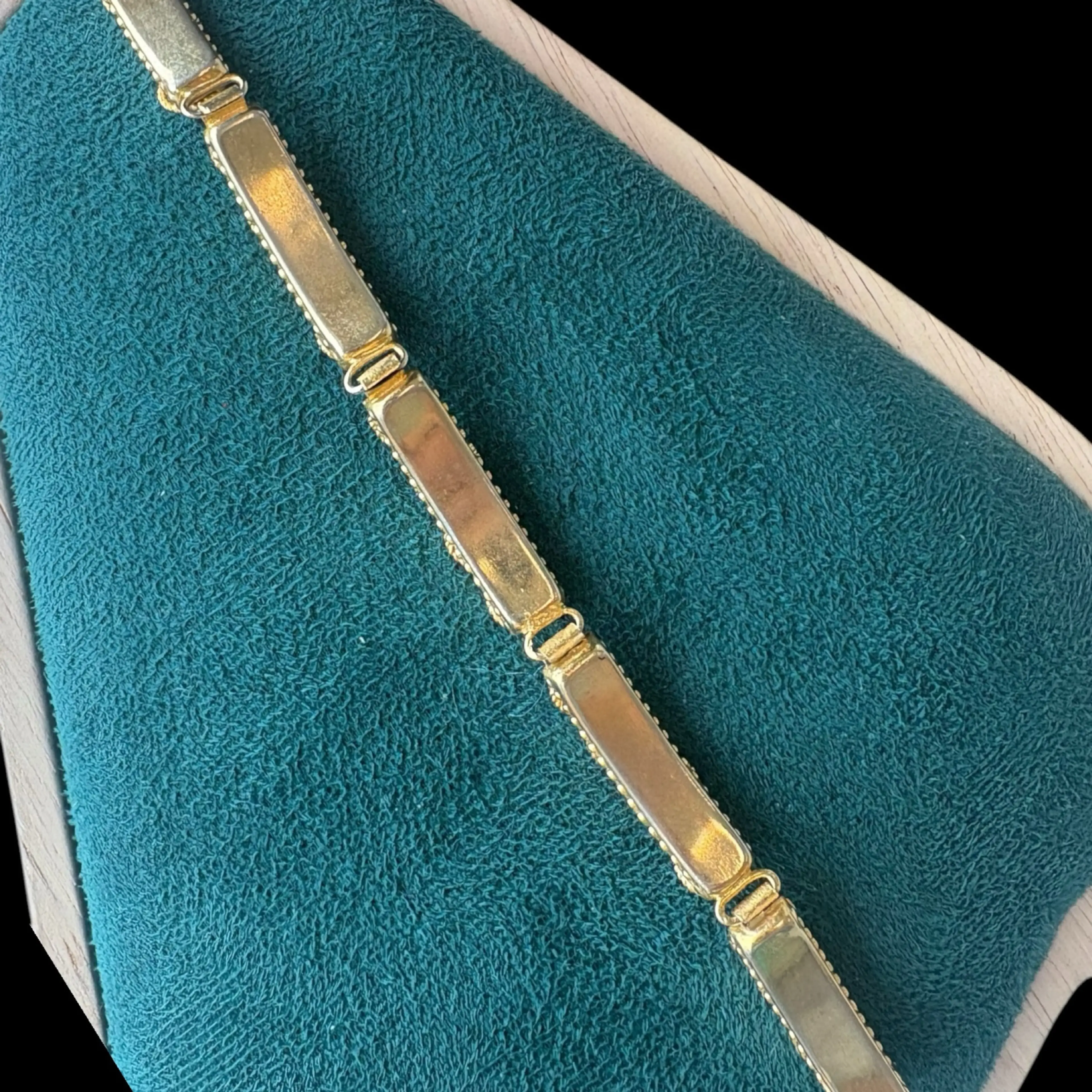 Image 3 of 6