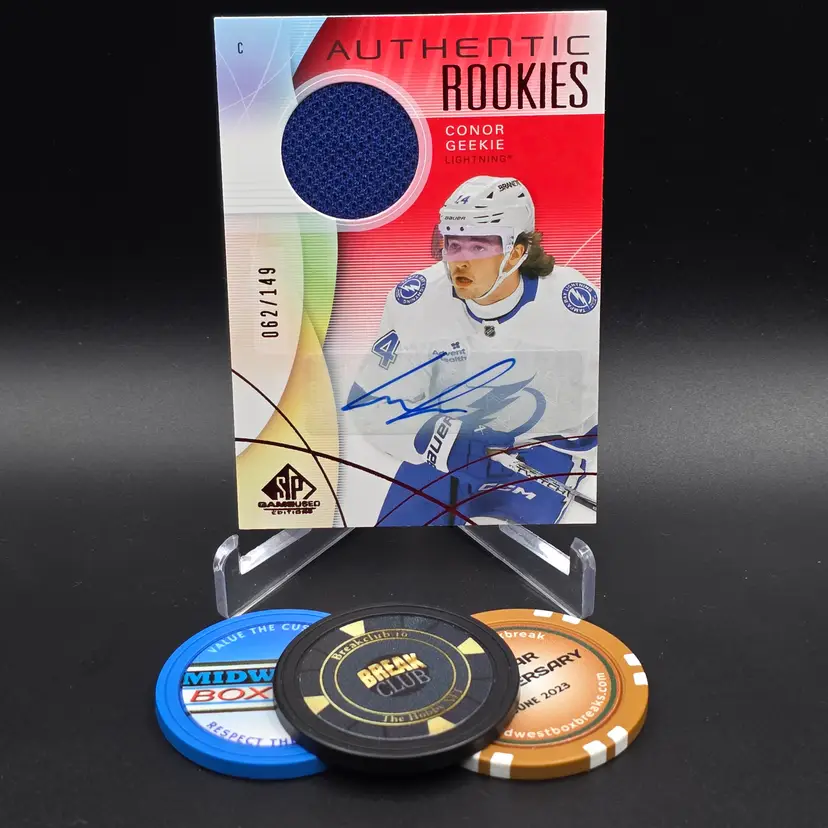 Connor Geekie Rookie Auto 2024-25 Upper Deck SP Game Used Rookie Base Red Jersey Autograph Numbered 62/149 Card #256 - Tampa Bay Lightning