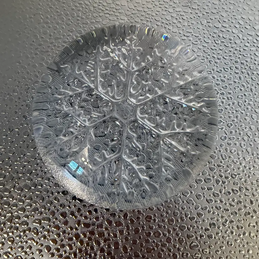 Heavy Glass Snowflake Paperweight Clear Christmas Theme Desk Decor Paper Weight