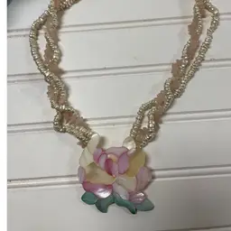 Vintage Lee Sands Flower Mother of Pearl & Pearl Necklace