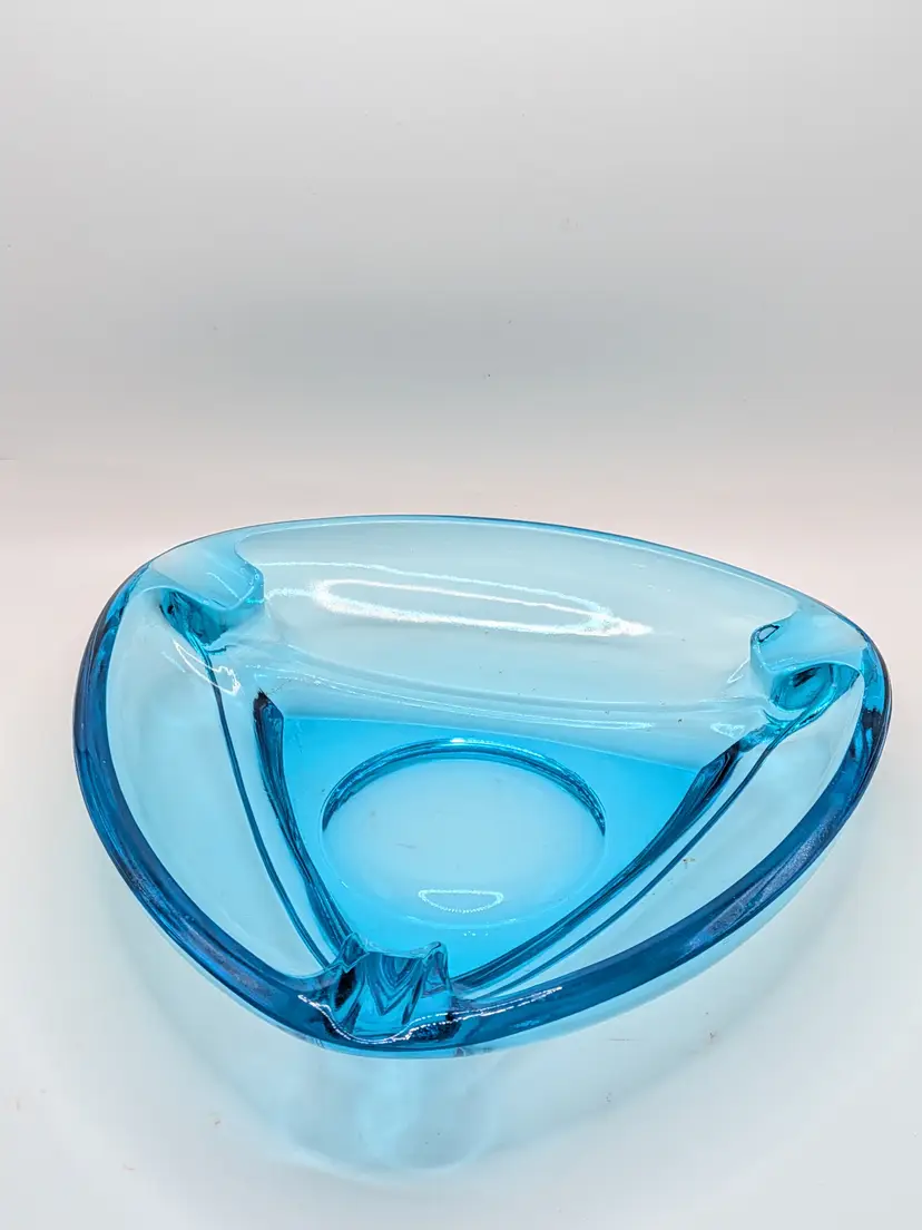 Hazel Atlas Capri Blue triangular glass ashtray Atomic Style
