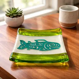 NW Coast Indigenous Style Fused Glass Tray w/ Formline Salmon, 4.75 x 4.75
