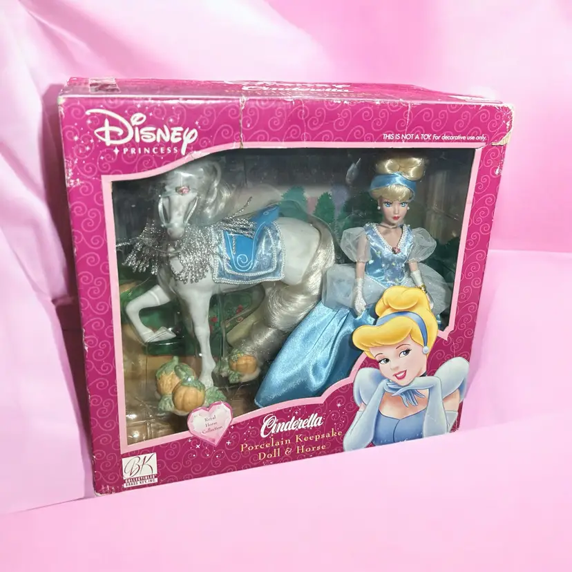 Disney Princess Cinderella & Horse Porcelain Keepsake Brass Key Collectibles