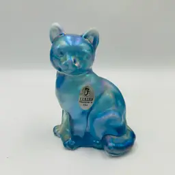 Fenton Iridescent Blue Opalescent Cat 5165LR