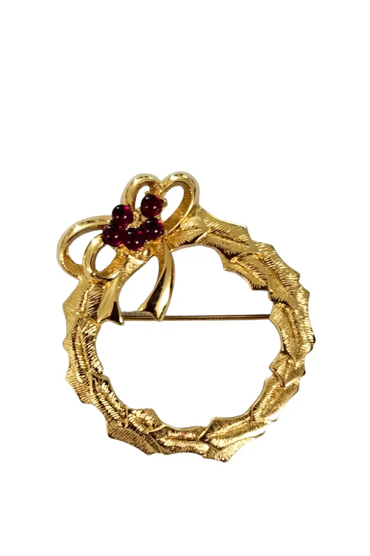 Monet Gold Tone Red Glass Cab Holly Berry Bow Leaf Wreath Brooch, Signed L258