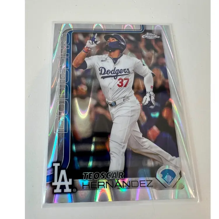 Teoscar Hernandez Ray Wave Refractor Los Angeles Dodgers