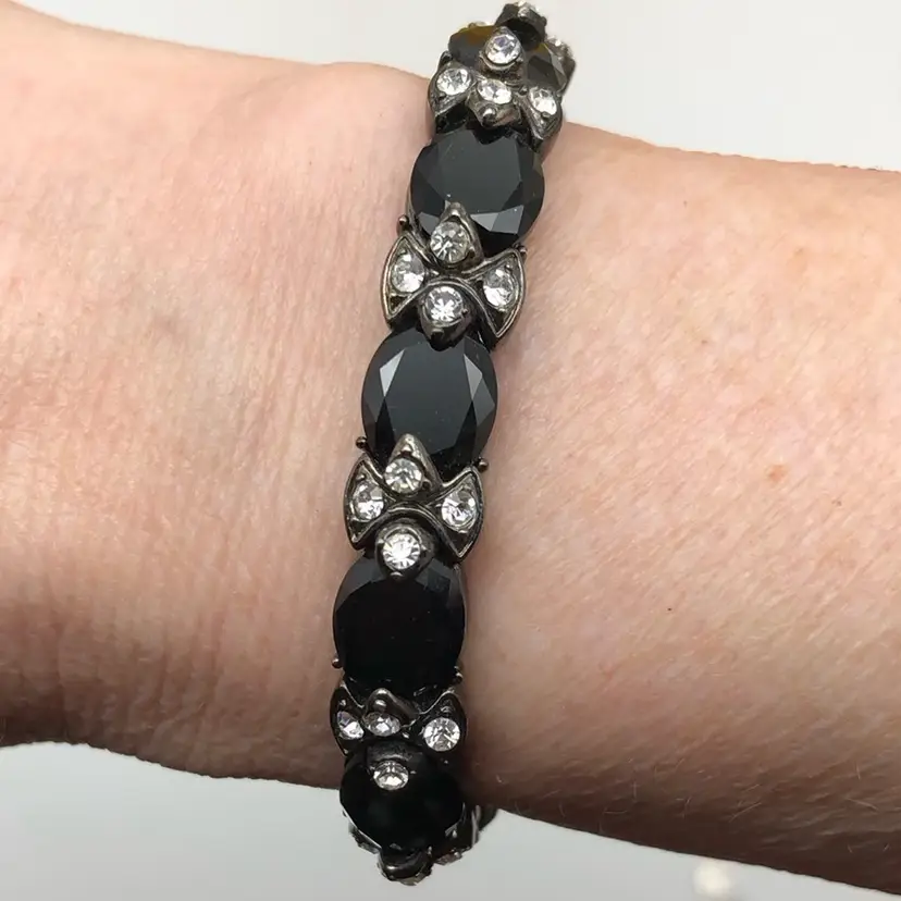 Black & Rhinestone Stretch Bracelet