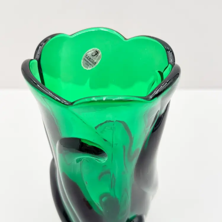 Fenton Emerald Green Snow Crest Swirl Vintage Glass Vase