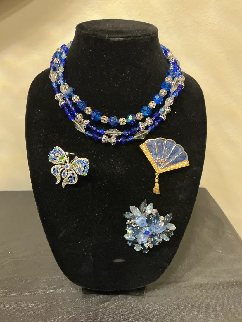 Livestream thumbnail