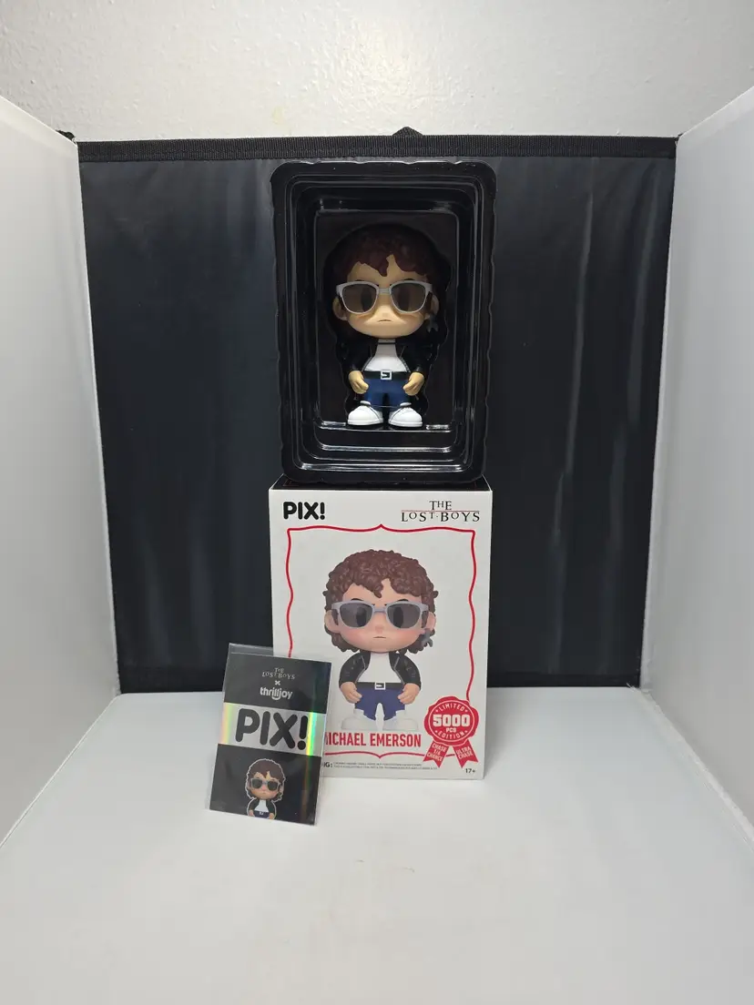Thrilljoy The Lost Boys Michael Emerson LE 5000 Pieces Common (MM)