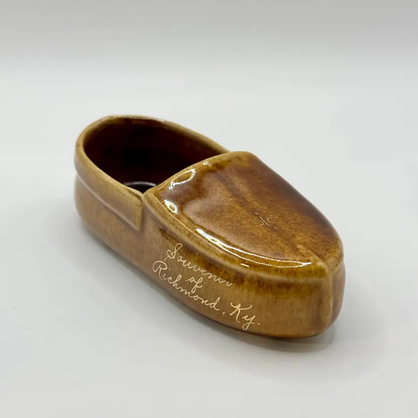 Vintage Miniature Brown Lofter Ceramic Shoe Trinket Dish, Souvenir from Richmond, KY, Collectible Tobacciana, Unbranded