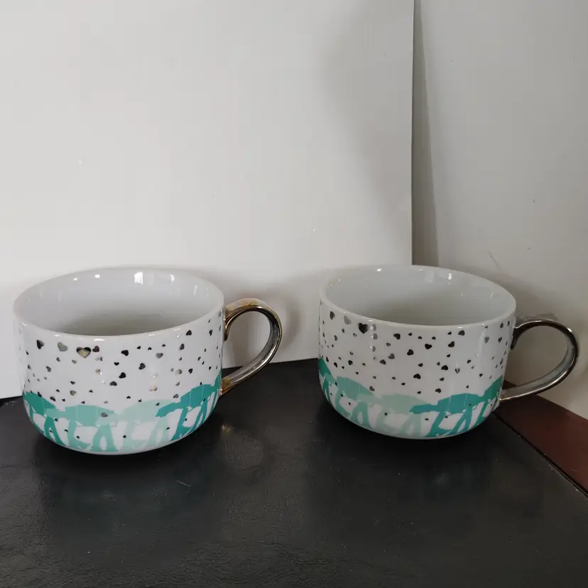 1 Star Wars AT-AT Imperial Walker Coffee Mug. Handle has some discolorations. By Lucasfilm. 6w with handle and 3.5 h.