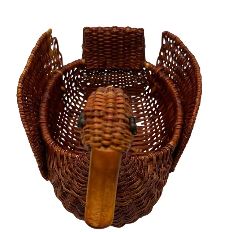 Vintage Woven Chicken Basket Fair Preowned Condition