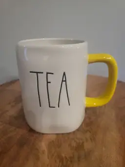 Rae Dunn TEA White With Yellow Handle Mug Magenta