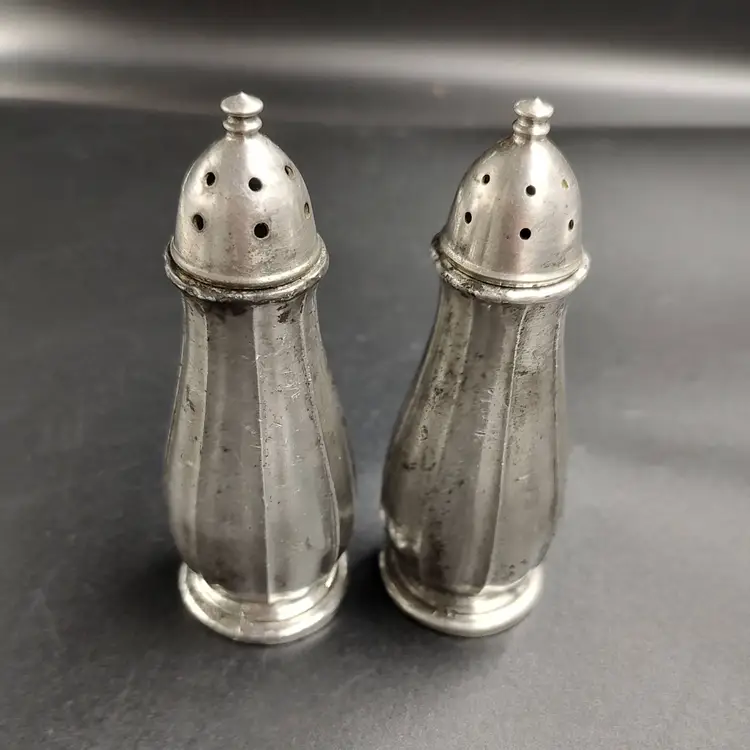 Vtg Venetian Metal Co Pewter Salt and Pepper Shakers