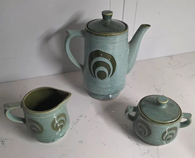 Vintage Pottery Tea Set – Teapot, Creamer & Sugar Bowl – Ceramic