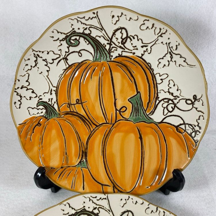 Spectrum Desinz Pumpkin 10 3/4” Dinner Plates Set Of 2 Excellent Condition