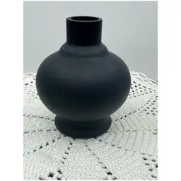 I Rice Black Glass Perfume Bottle, No Stopper