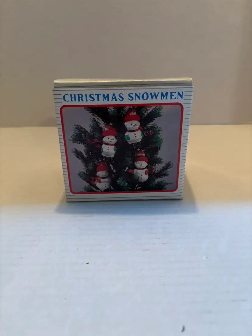 Vintage TMD Christmas Snowmen Ornaments Ceramic Set of 4 in Original Box, Taiwan