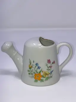 Vintage Takahasi Floral Decorative Watering Can! Made In Japan! 3 1/2” Tall 5 1/2” Wide 💐💐
