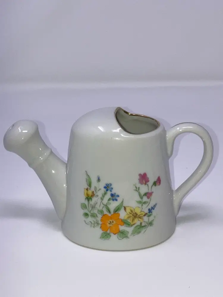 Vintage Takahasi Floral Decorative Watering Can! Made In Japan! 3 1/2” Tall 5 1/2” Wide 💐💐