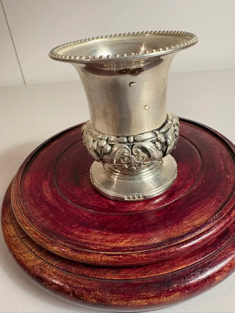 Vintage 1940’s Ronson Cigarette Holder  - Silver Plate