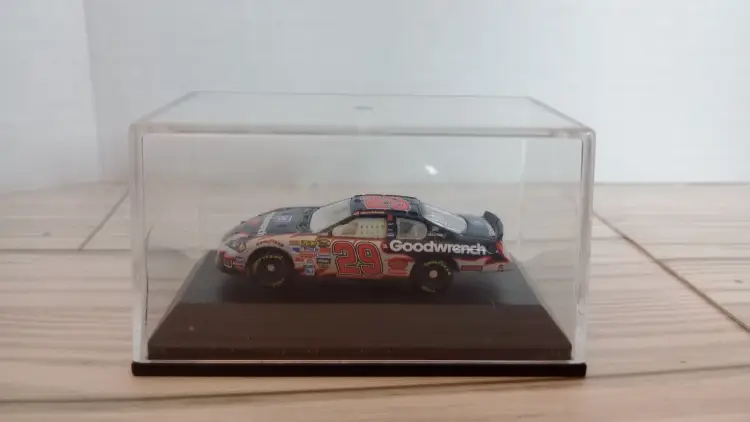 1:86 Nascar Diecast Goodwrech Kevin Harvick In Plastic Case
