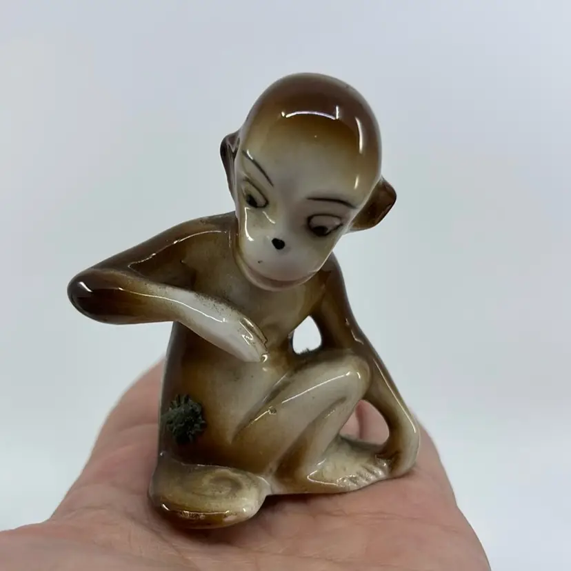 Heubach Germany Hand Painted Porcelain Monkey Swatting A Bronze Fly Vintage Figurine 2.75”