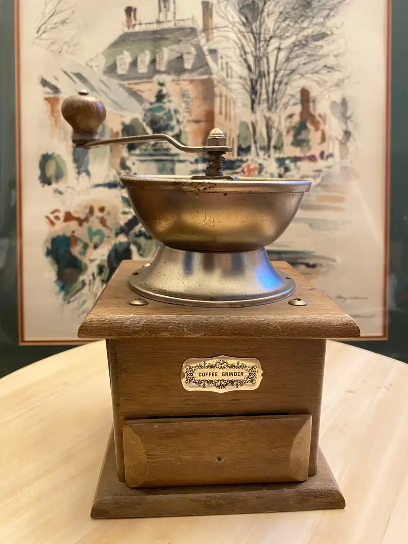 Vintage Retro Wood Coffee Grinder with Bottom Drawer | Rustic Kitchen Manual Hand Crank Tabletop Catch Drawer