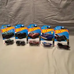 Lot of 5 Hot Wheels Batman Inspired Diecast 1/64 NIB