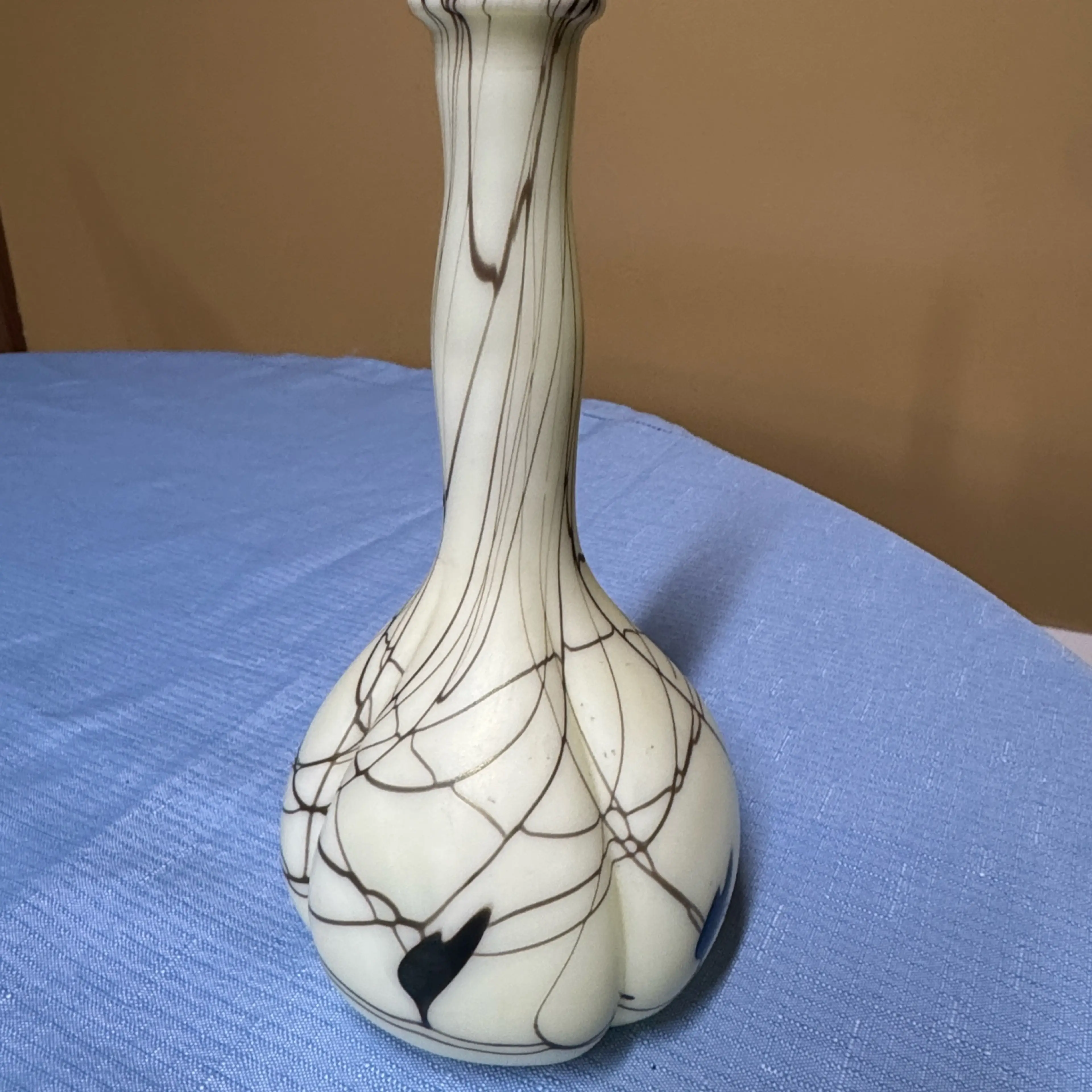 Image 2 of 12