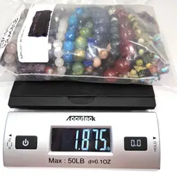 LOT OF 31 - Stretch Gemstone Bracelets (1.875 lbs.) (850g) (4,252 carats)