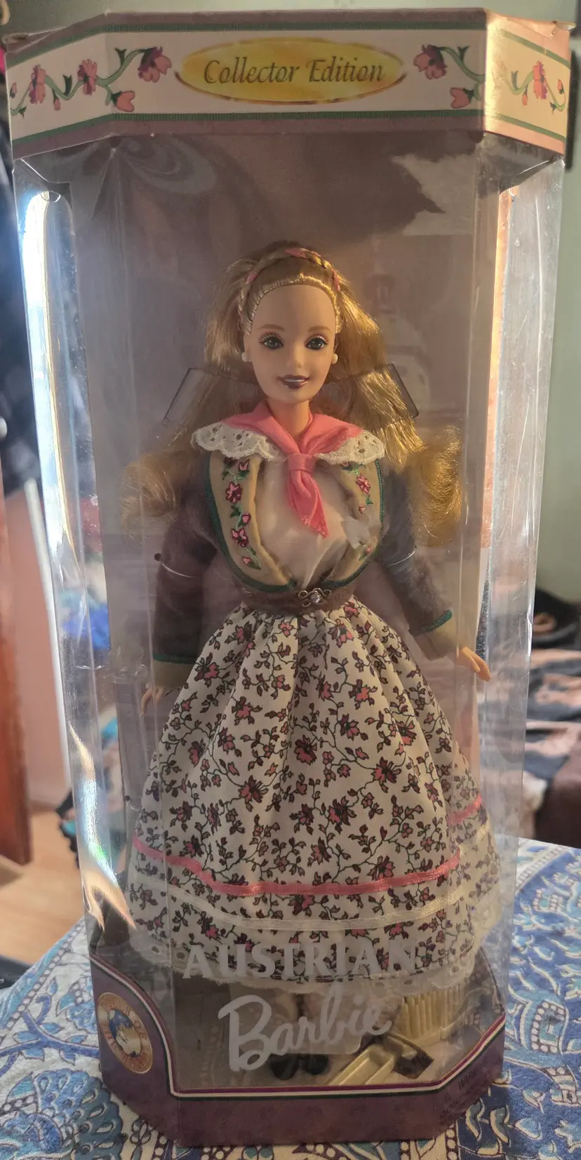 1998 Dolls of the World Austrian Barbie