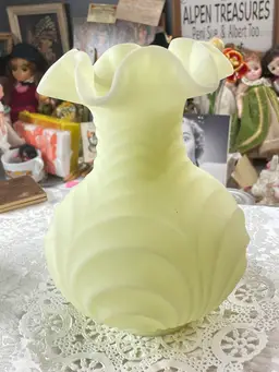 Vintage Fenton Custard Vase