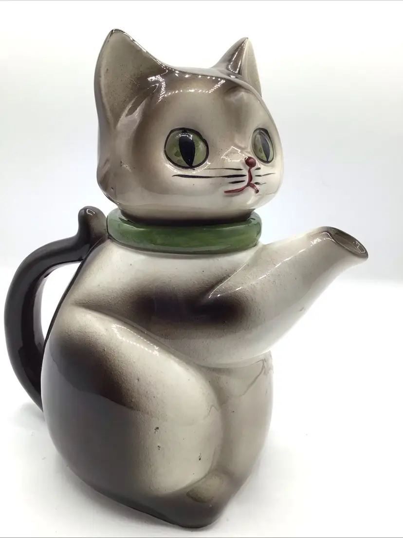 CMI Japan Cat Teapot