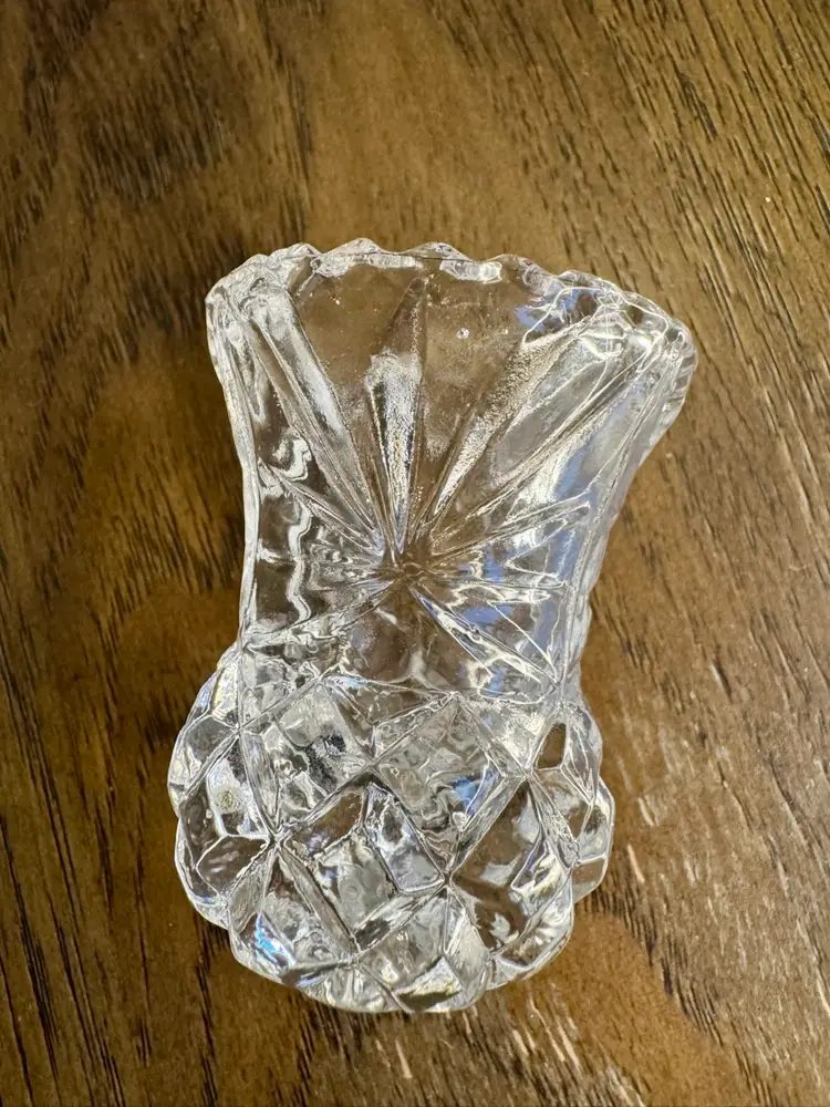 Vintage Artmark Collection Lead Crystal Vase Clear Toothpick Holder Trinket. 3” tall 2” wide