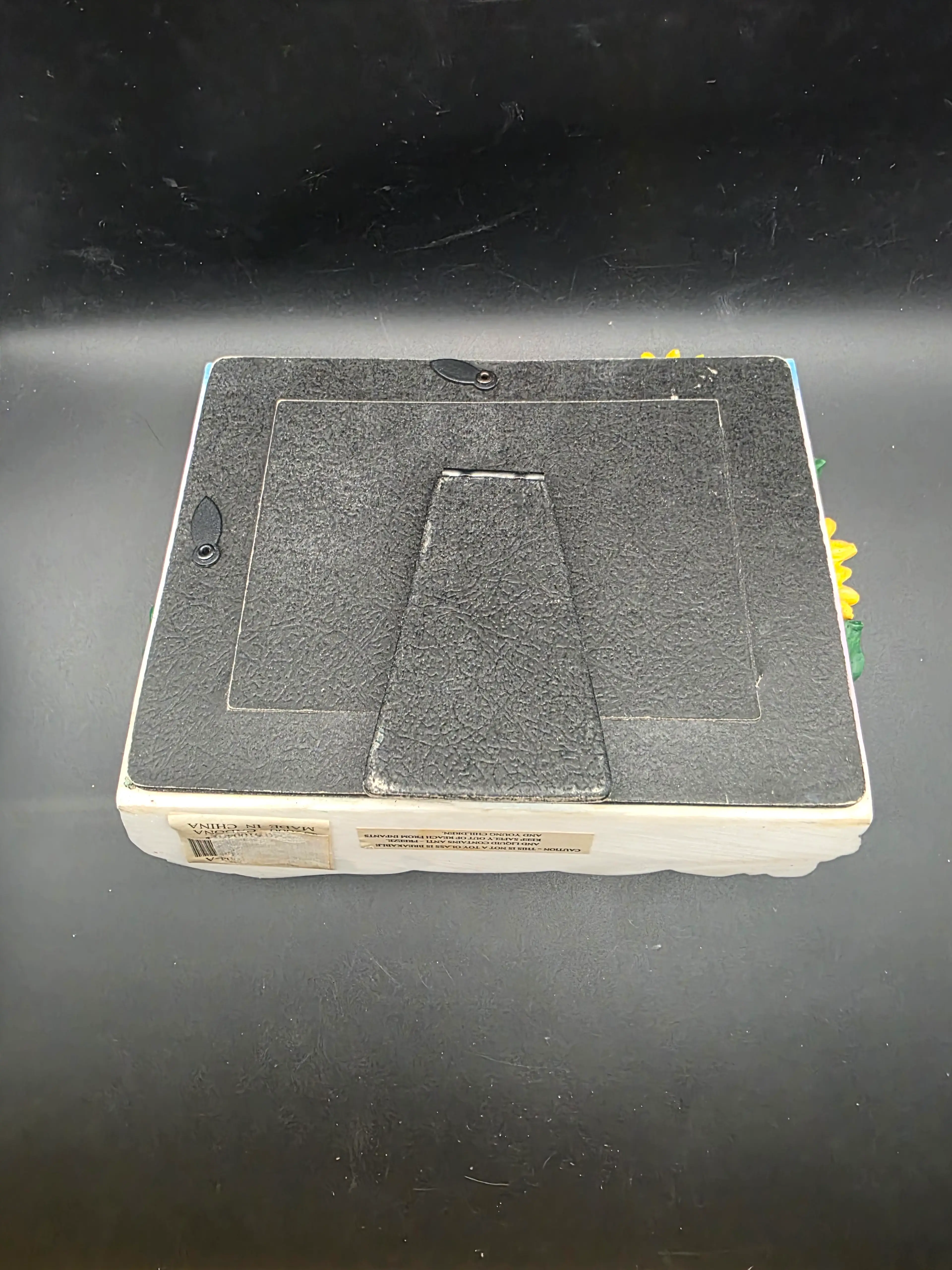 Image 2 of 4